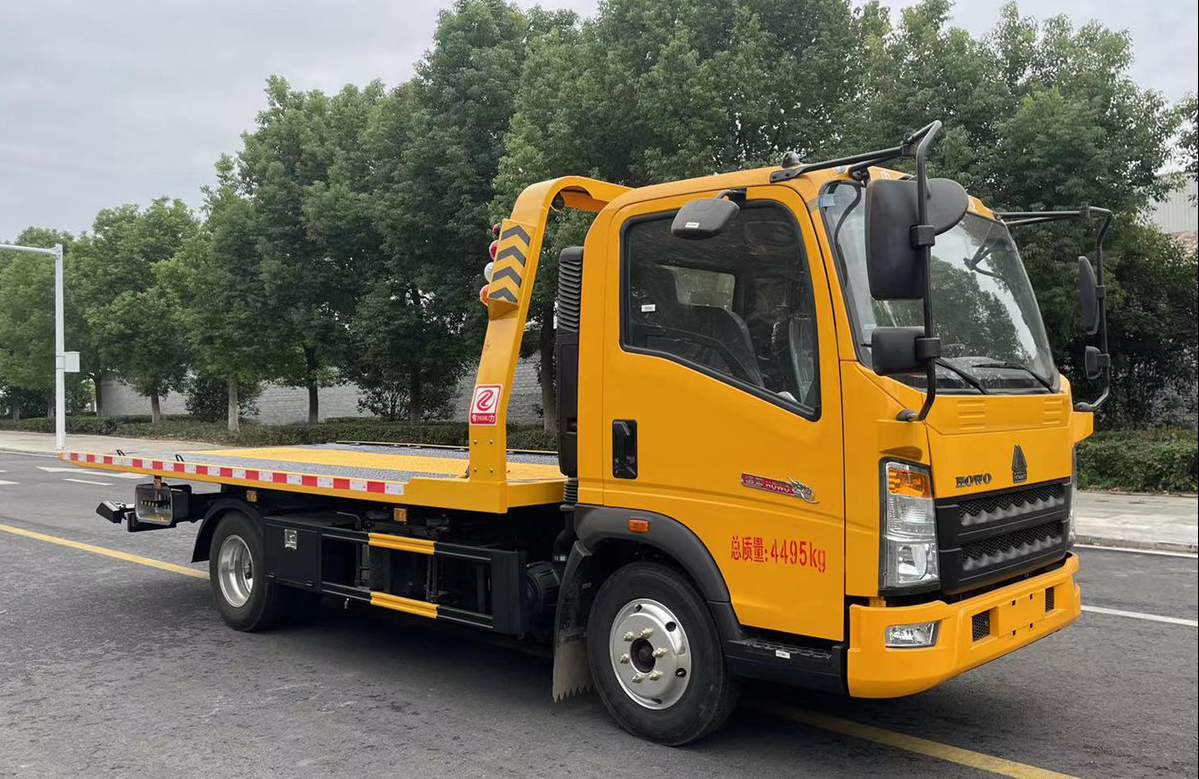 HOWO Flatbed Transport Vehicle Wrecker