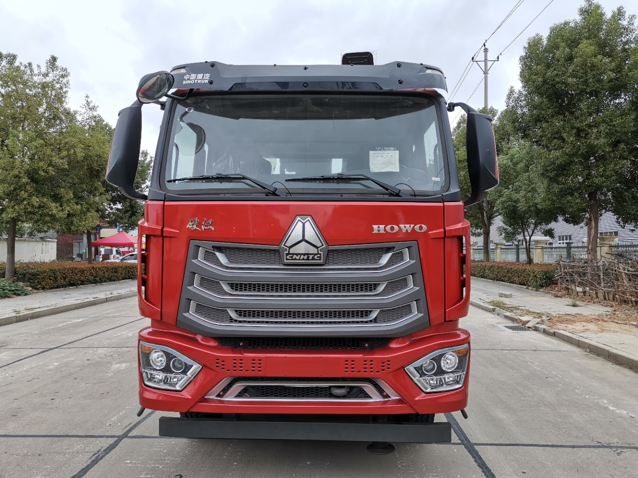 HOWO Truck Mounted Crane